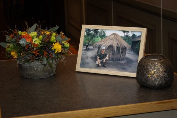 Vernoemingsceremonie Ferdinand Nieuman